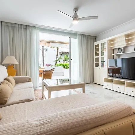 Alcazaba エステポナ