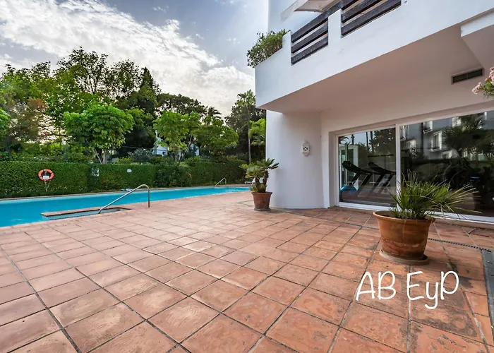 Alcazaba Apartamento Estepona