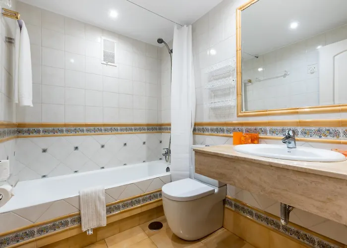 Alcazaba Apartamento Estepona